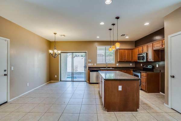 Surprise, AZ 85379,15428 W CANTERBURY Drive