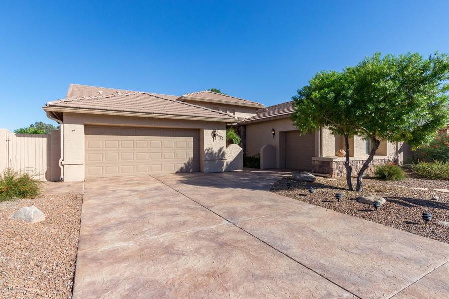 5823 S Amberwood Drive, Sun Lakes, AZ 85248