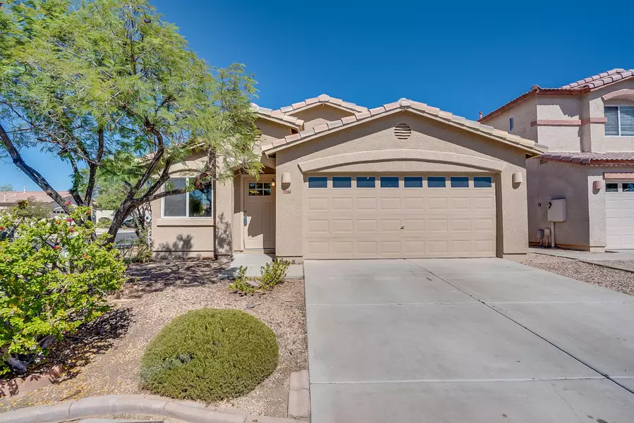 13284 W CALAVAR Road, Surprise, AZ 85379