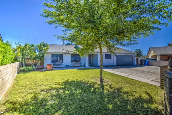 4325 E MALDONADO Drive, Phoenix, AZ 85042