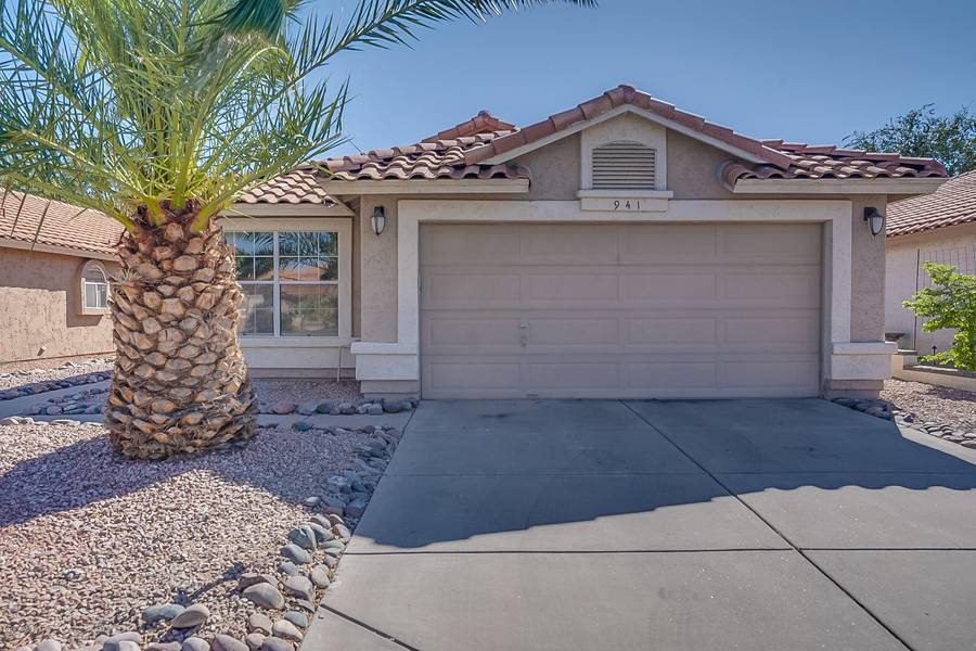 941 W CANTEBRIA Drive, Gilbert, AZ 85233