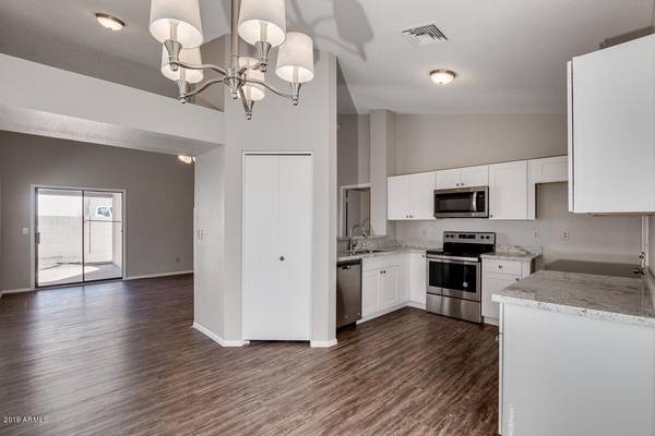Phoenix, AZ 85037,8926 W FAIRMOUNT Avenue