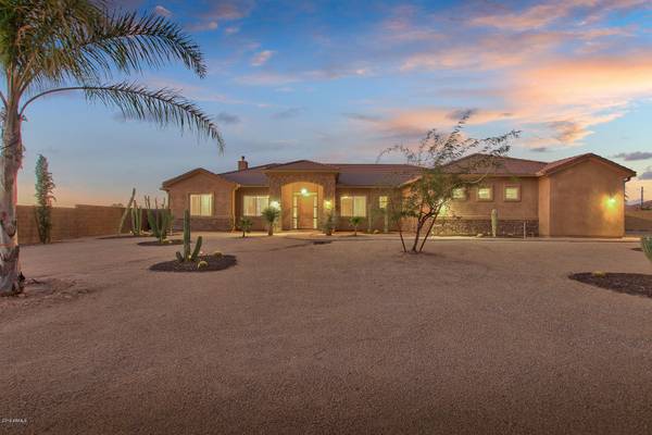 Phoenix, AZ 85086,812 W DESERT RANCH Road