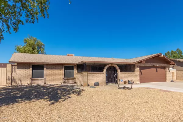 3816 W ANGELA Drive, Glendale, AZ 85308