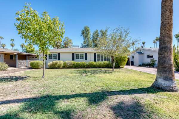 Phoenix, AZ 85018,4143 N 35TH Place