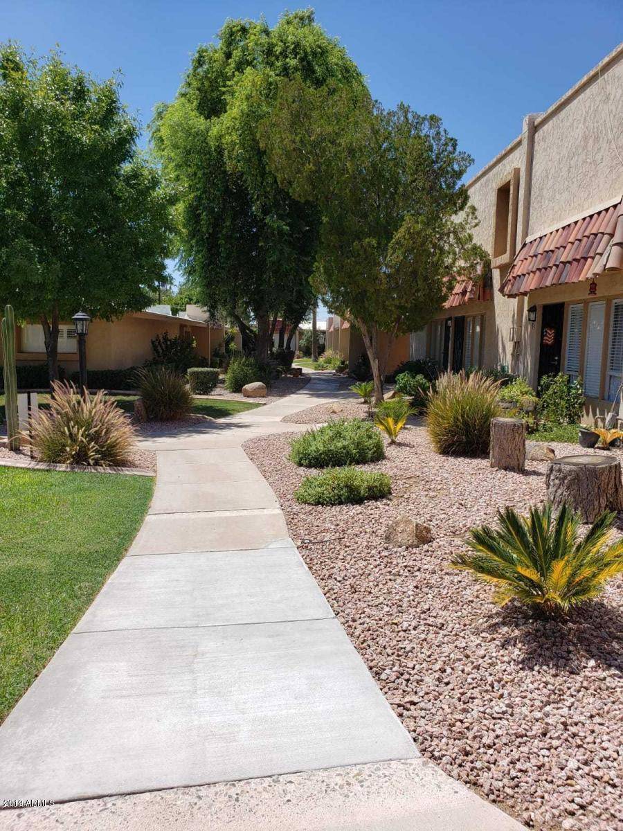 Phoenix, AZ 85014,1320 E BETHANY HOME Road #57