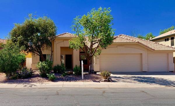 332 S GOLDEN KEY Drive, Gilbert, AZ 85233