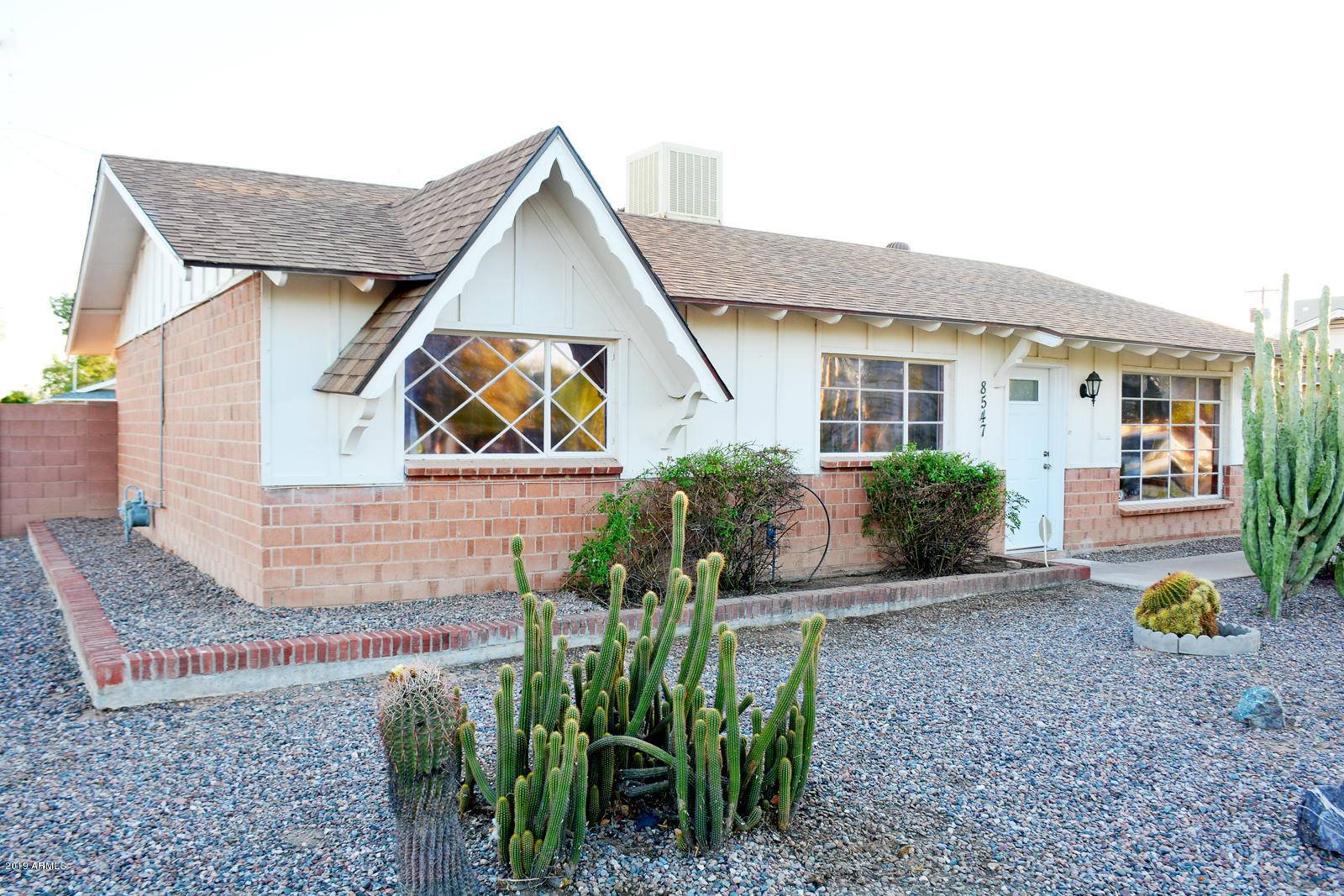 8547 E ROANOKE Avenue, Scottsdale, AZ 85257