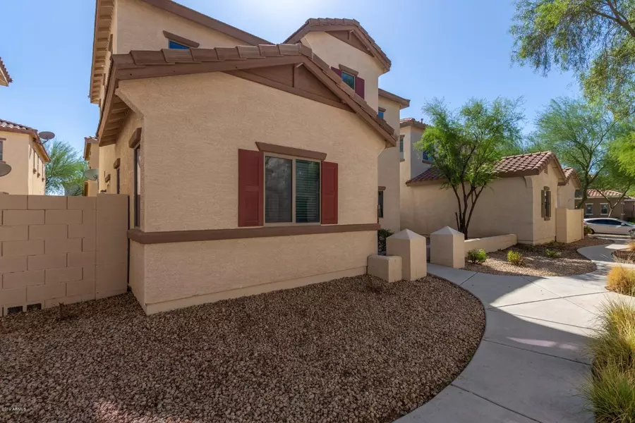 2517 N 148TH Drive, Goodyear, AZ 85395