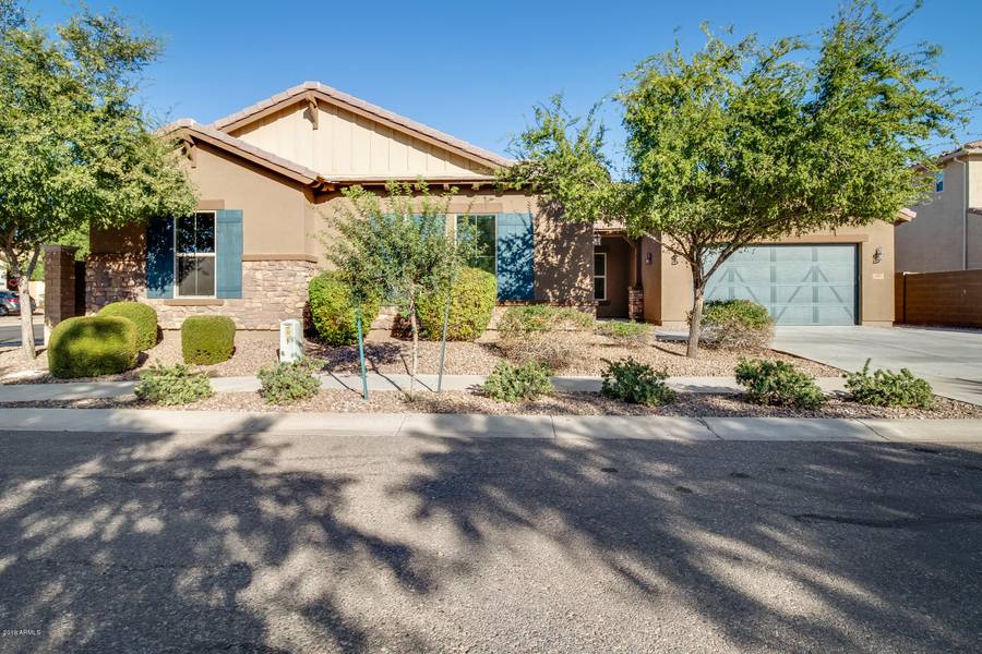 1807 S PONDEROSA Drive, Gilbert, AZ 85295