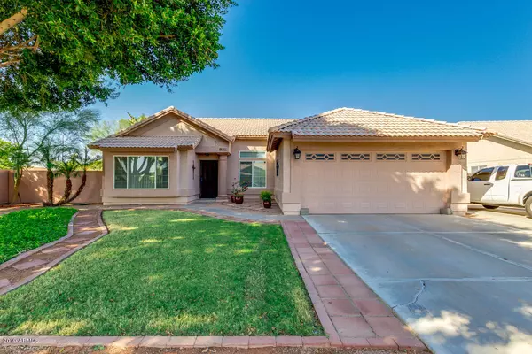 402 E Melody Lane, Gilbert, AZ 85234