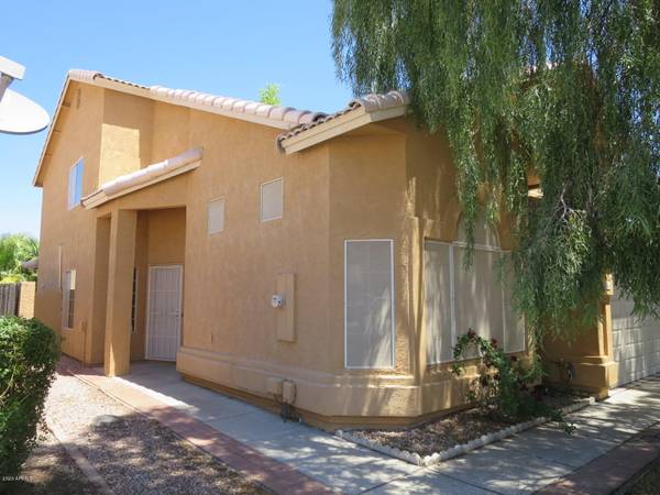 Chandler, AZ 85225,864 E Whitten Street