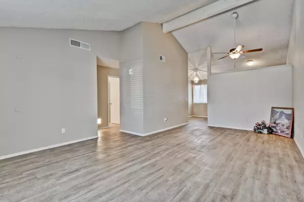Glendale, AZ 85304,5129 W WOOD Drive
