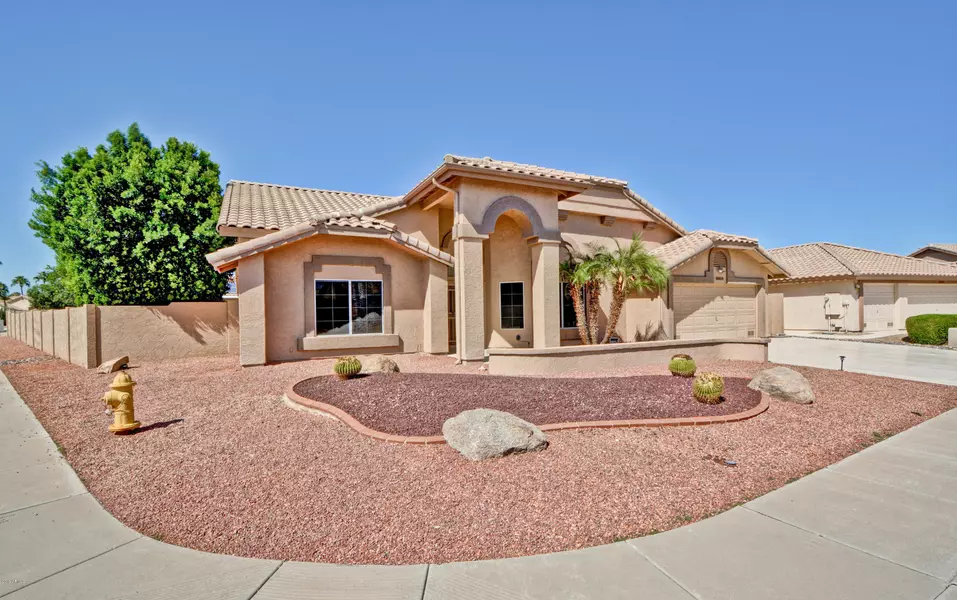 8952 W KIMBERLY Way, Peoria, AZ 85382