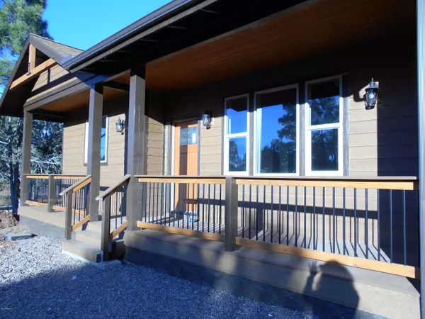 Show Low, AZ 85901,621 S REYNOLDS Lane