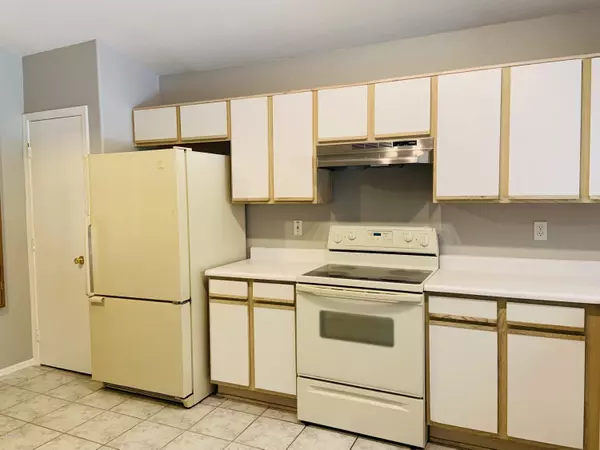 6757 W GARDENIA Avenue, Glendale, AZ 85303