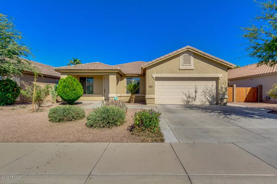 3062 E BLUEBIRD Place, Chandler, AZ 85286