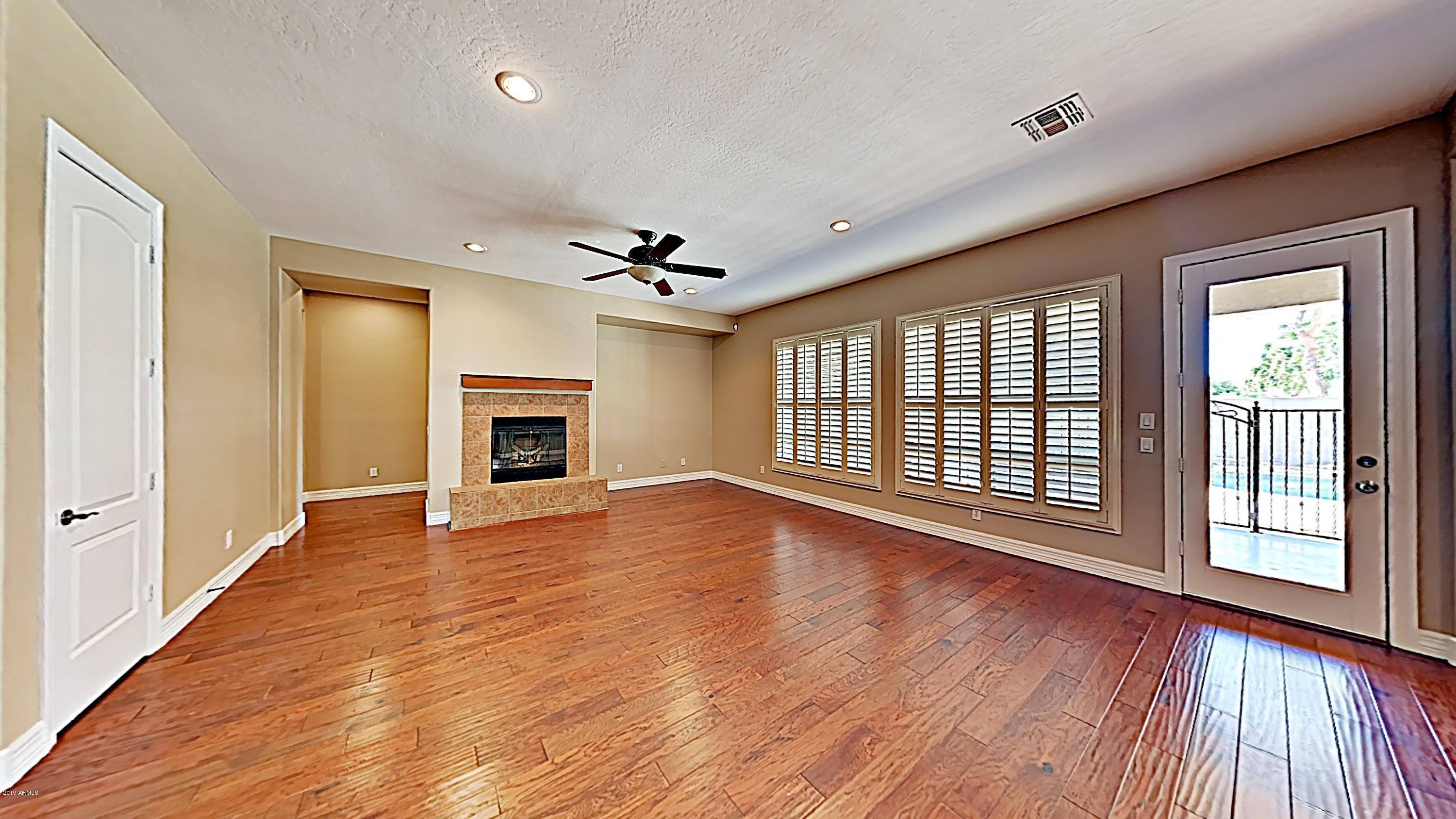 Gilbert, AZ 85297,4062 S MARBLE Street