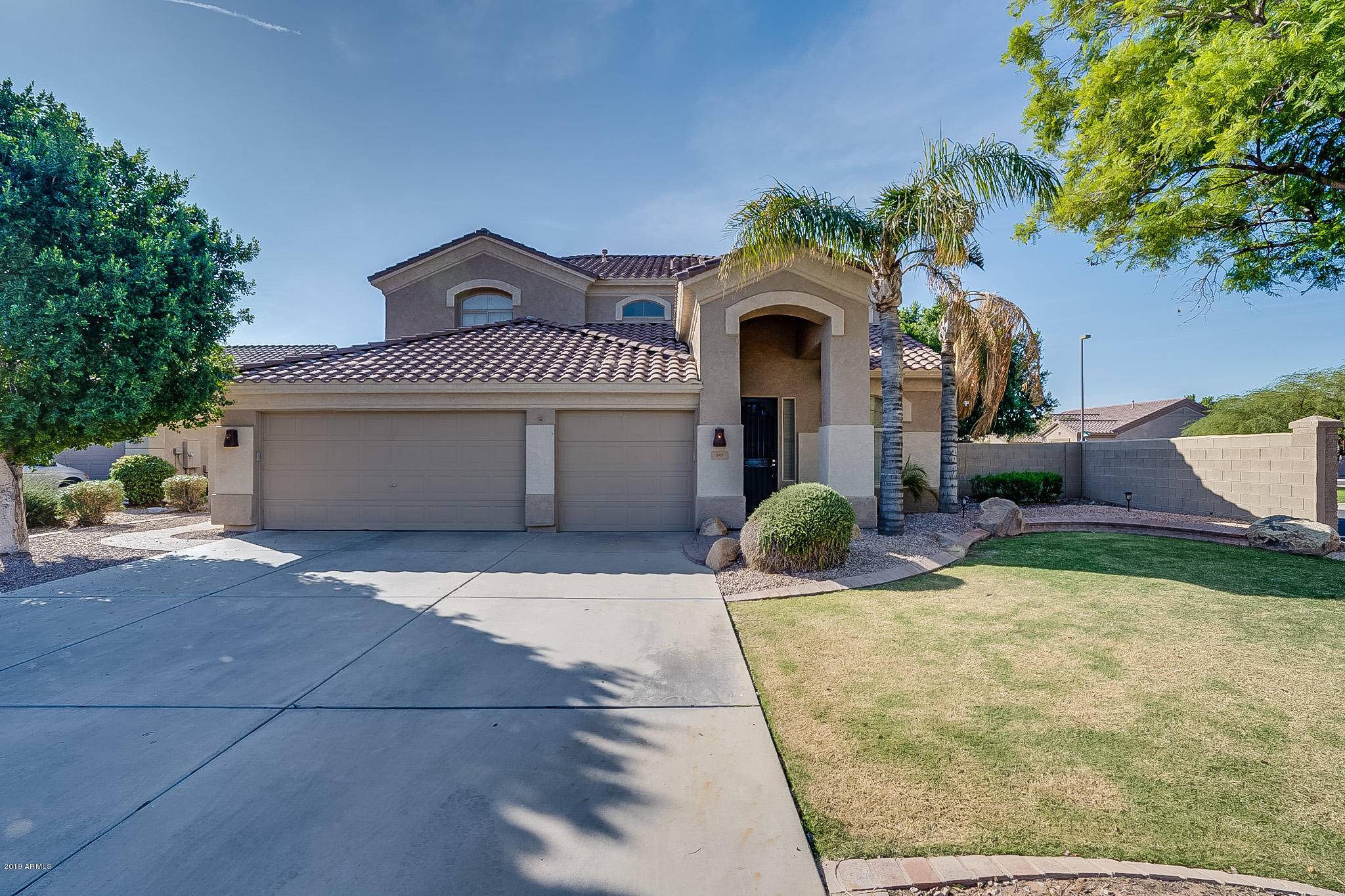 345 W DESERT Avenue, Gilbert, AZ 85233