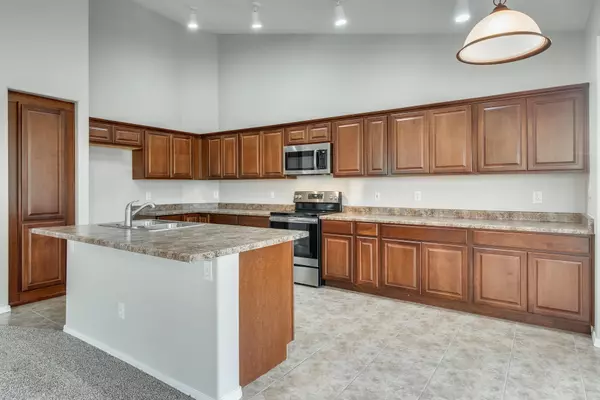 Phoenix, AZ 85044,3436 E ROCKY SLOPE Drive