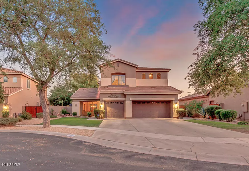 4377 E LANTERN Court, Gilbert, AZ 85297