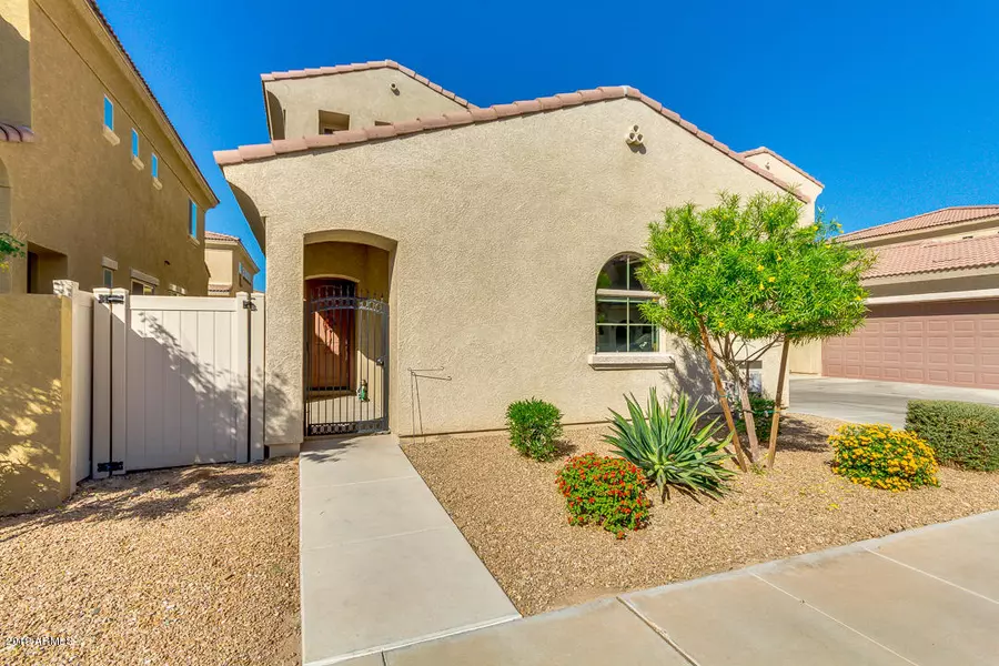 1367 S COUNTRY CLUB Drive #1060, Mesa, AZ 85210