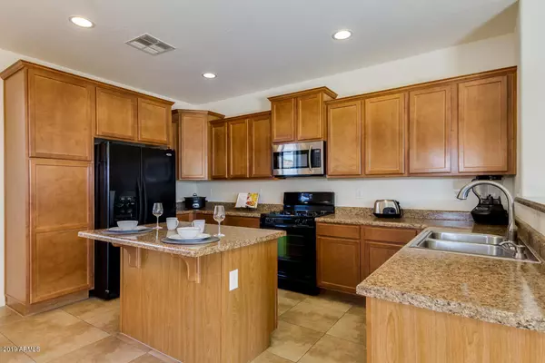 Waddell, AZ 85355,18055 W PALO VERDE Avenue