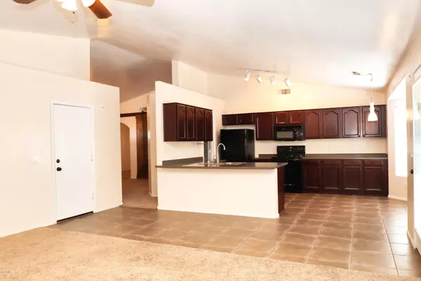 San Tan Valley, AZ 85140,40000 N CAPE WRATH Drive