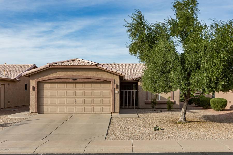 1440 E BELLERIVE Drive, Chandler, AZ 85249