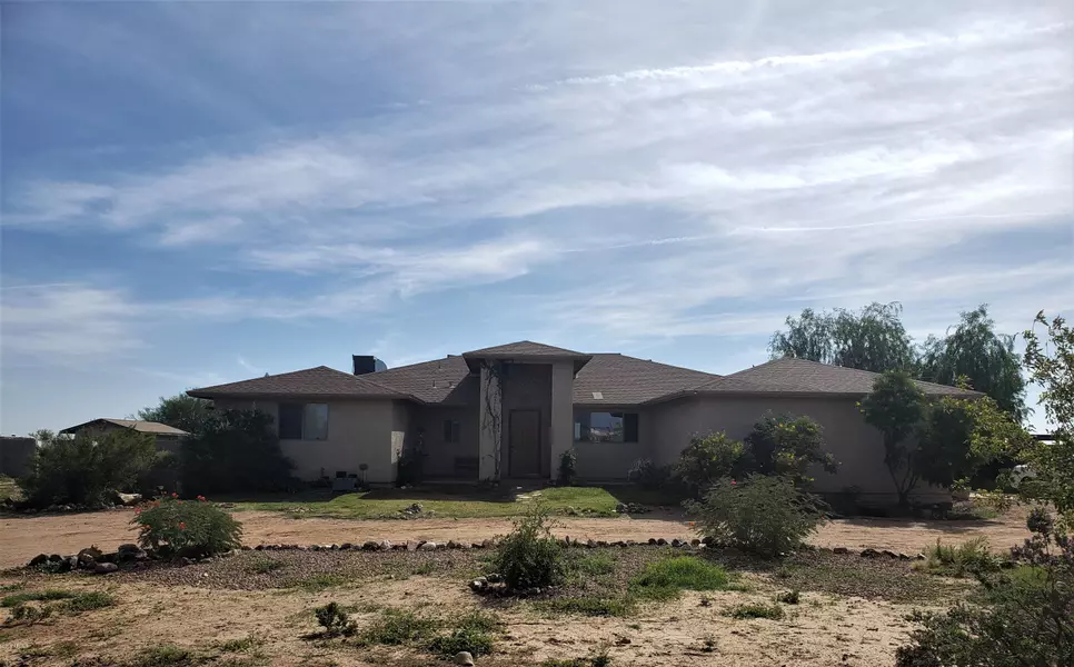 23011 W Wildcat Drive, Wittmann, AZ 85361