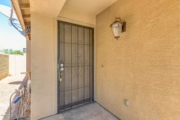 Phoenix, AZ 85043,6008 W WOOD Street