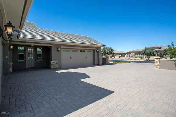 Gilbert, AZ 85298,2051 E CRESCENT Way