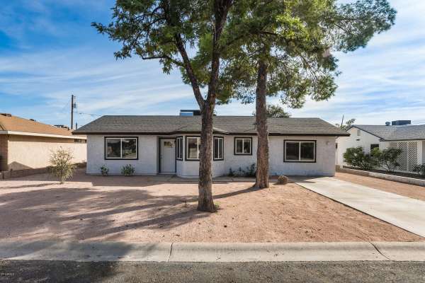 Apache Junction, AZ 85120,261 W 22nd Avenue