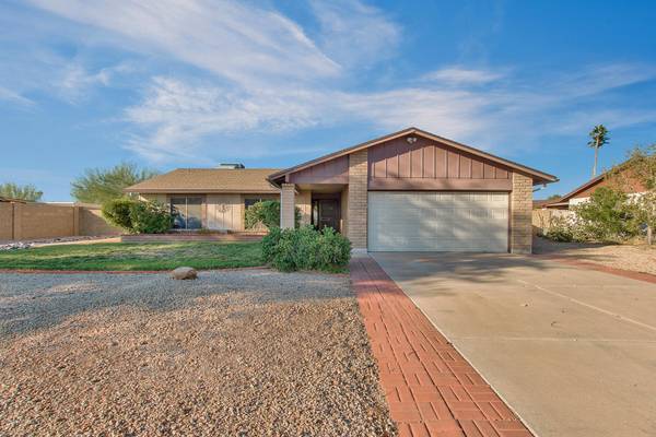 4122 E NISBET Road, Phoenix, AZ 85032