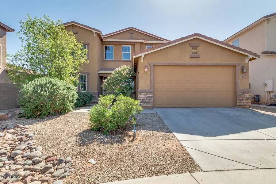 837 E CIERRA Circle, San Tan Valley, AZ 85143