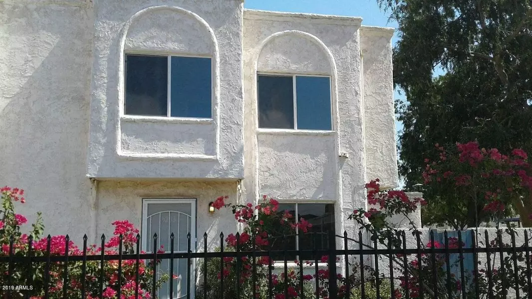 5203 N 42ND Parkway, Phoenix, AZ 85019