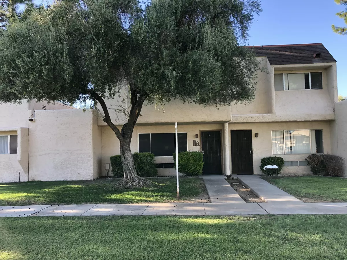 Mesa, AZ 85202,950 S VALENCIA Avenue #3