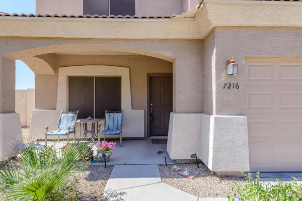 Phoenix, AZ 85042,7216 S 12th Place