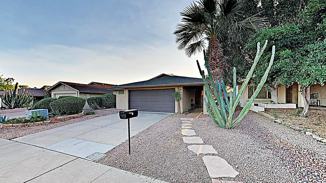 942 N 86TH Way, Scottsdale, AZ 85257