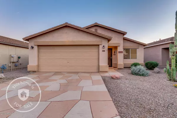 1011 E DENIM Trail, San Tan Valley, AZ 85143