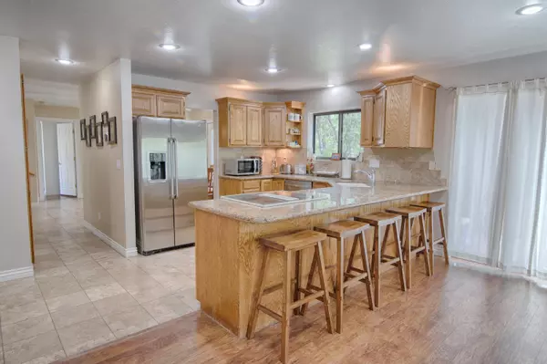 Show Low, AZ 85901,31 S 9TH Avenue