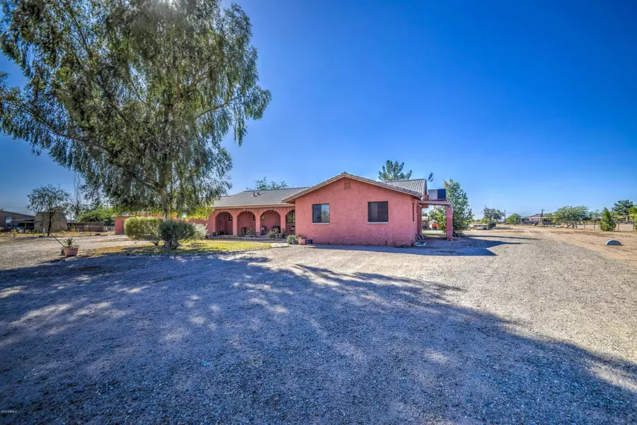 4194 S Whispering Sands Drive, Casa Grande, AZ 85193