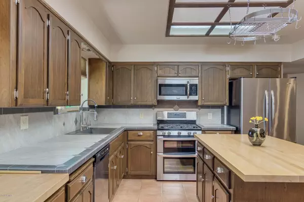 Apache Junction, AZ 85119,1327 S BELAIRE Road