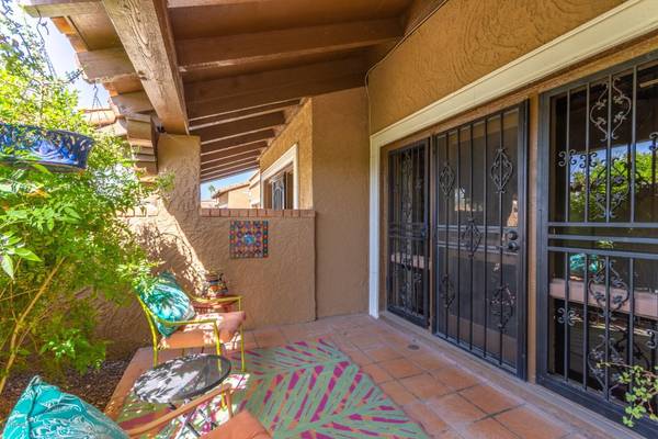 Scottsdale, AZ 85258,8028 E VIA DEL VALLE --