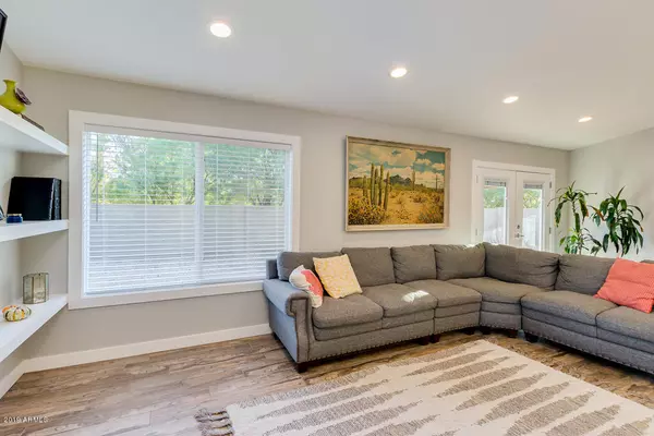 Scottsdale, AZ 85254,6927 E GRANDVIEW Drive