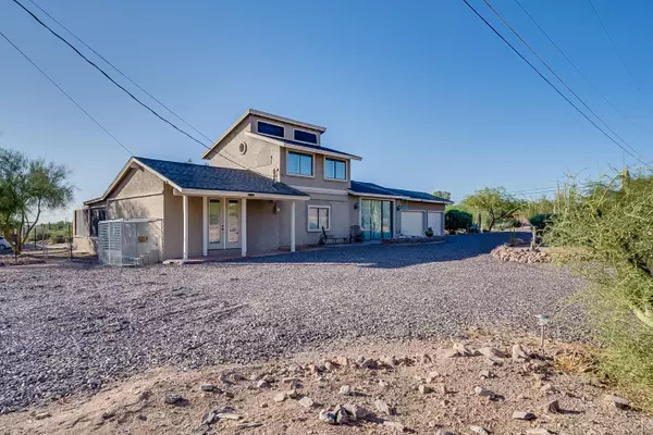 Apache Junction, AZ 85119,5355 E JACOB WALTZ Street