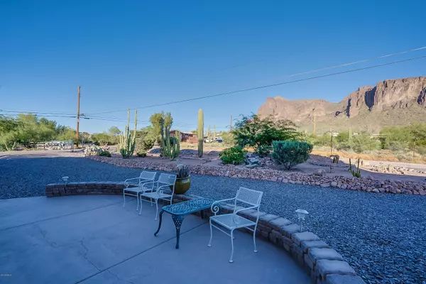 Apache Junction, AZ 85119,5355 E JACOB WALTZ Street