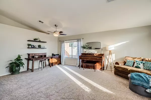 Mesa, AZ 85212,8502 E PORTOBELLO Avenue