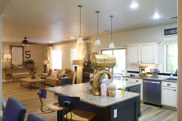 Gilbert, AZ 85298,1432 E INDIGO Street