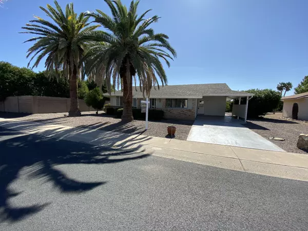 10211 W TUMBLEWOOD Drive, Sun City, AZ 85351